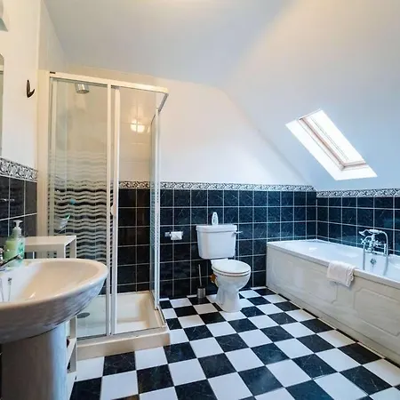 Cluain Dara House דינגל