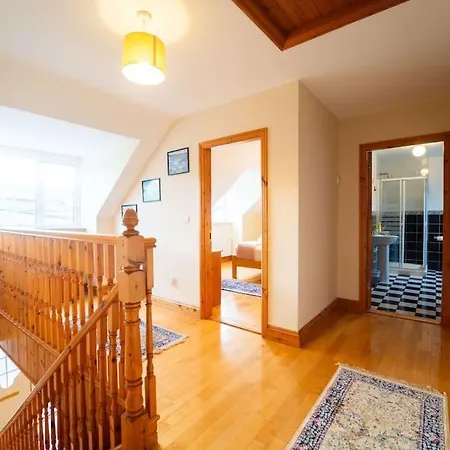 Cluain Dara House דינגל